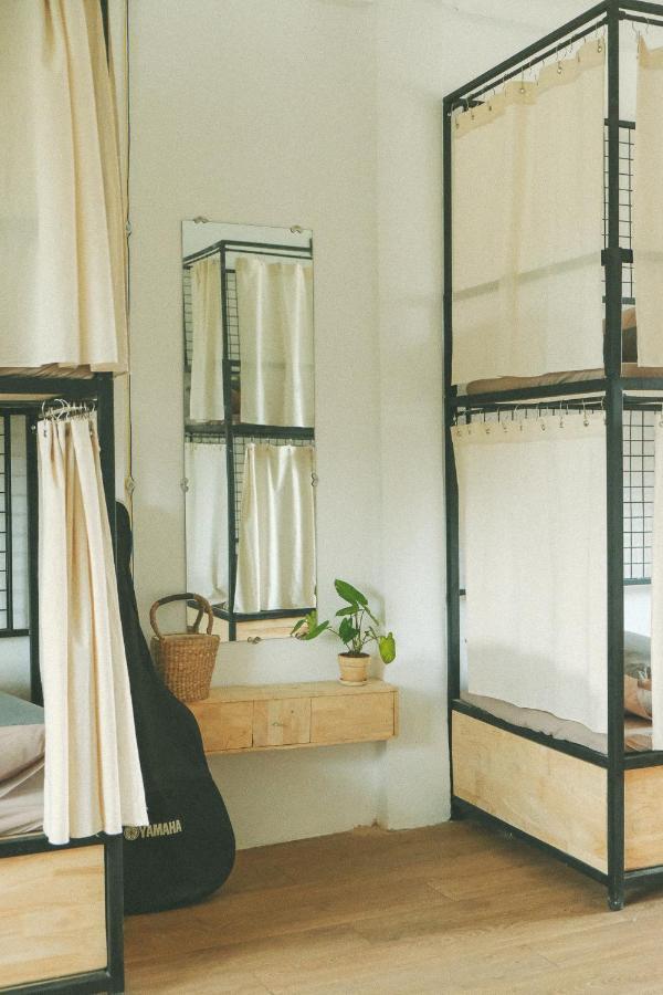 Homestay Homestay - Male Shared Dorm - View Song Tren Ban Dao Thanh Da - Binh Thanh - Sai Gon Ho Chi Minh City