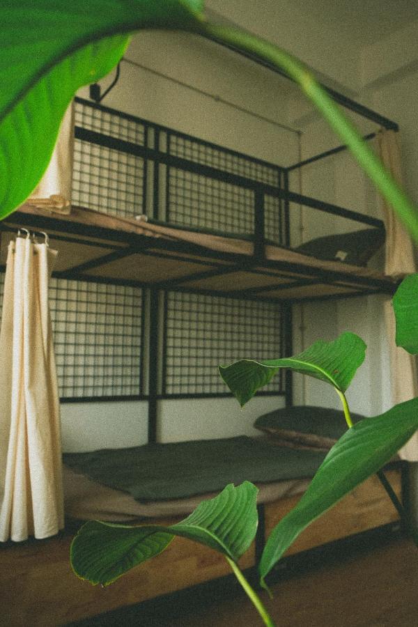 Homestay - Male Shared Dorm - View Song Tren Ban Dao Thanh Da - Binh Thanh - Sai Gon Ho Chi Minh City