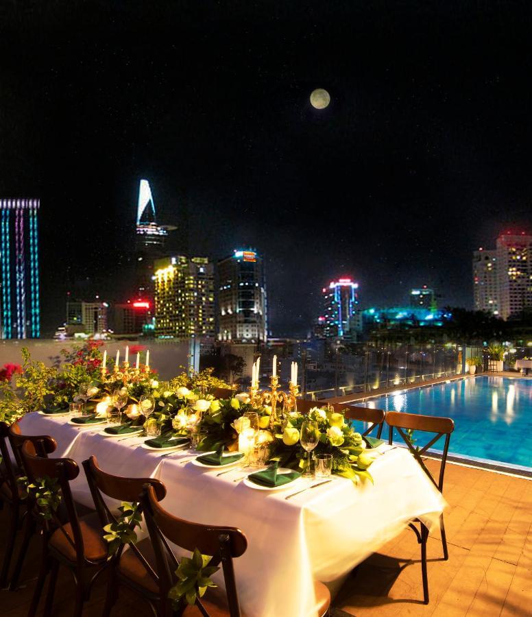 Hotel Happy Life Grand & Rooftop Skybar Ho Chi Minh City