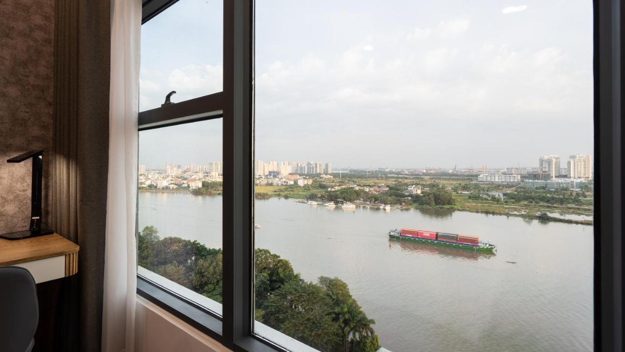 Sunwah Pearl Golden House-amazing River View ,3 Br Apartment Ho Chi Minh City