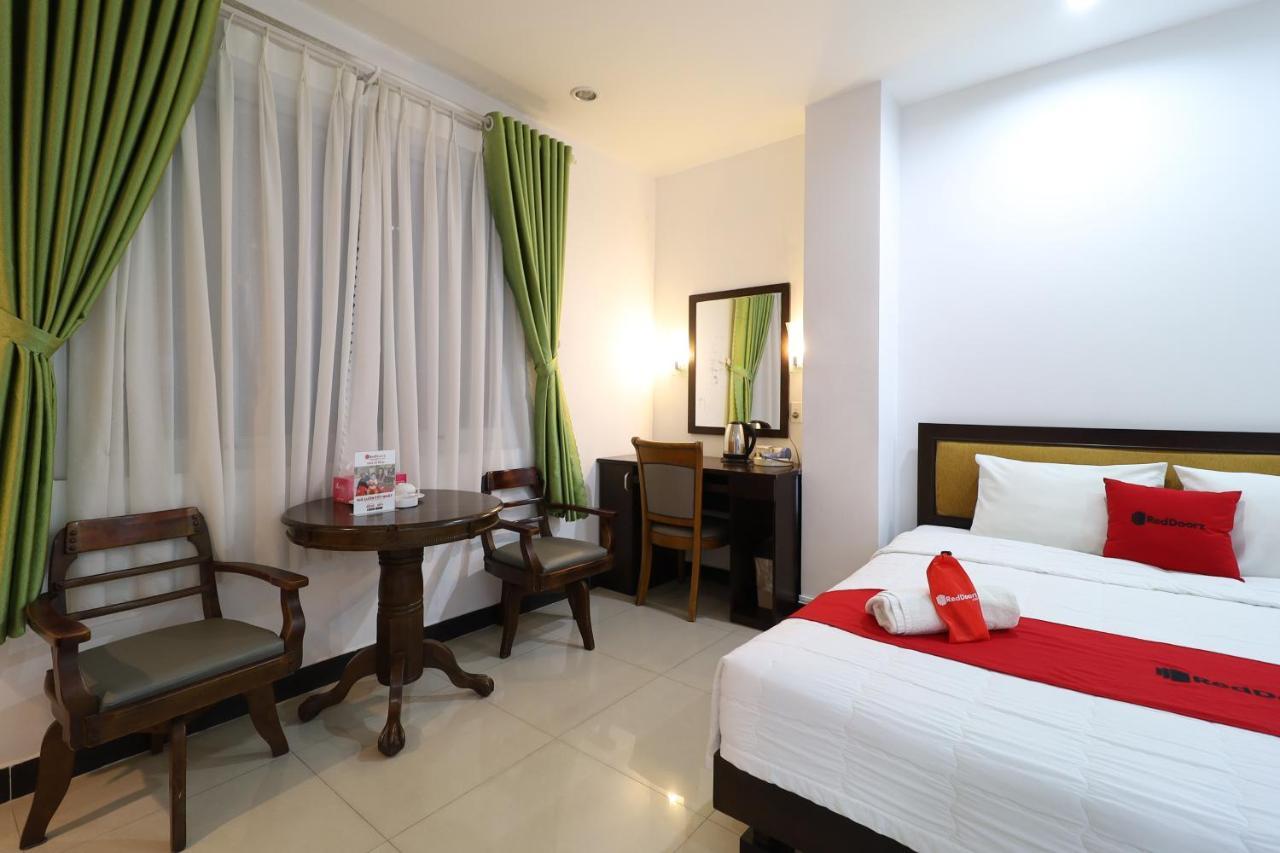 Reddoorz Saigon Modern 2 Ba Vi 3* Ho Chi Minh City