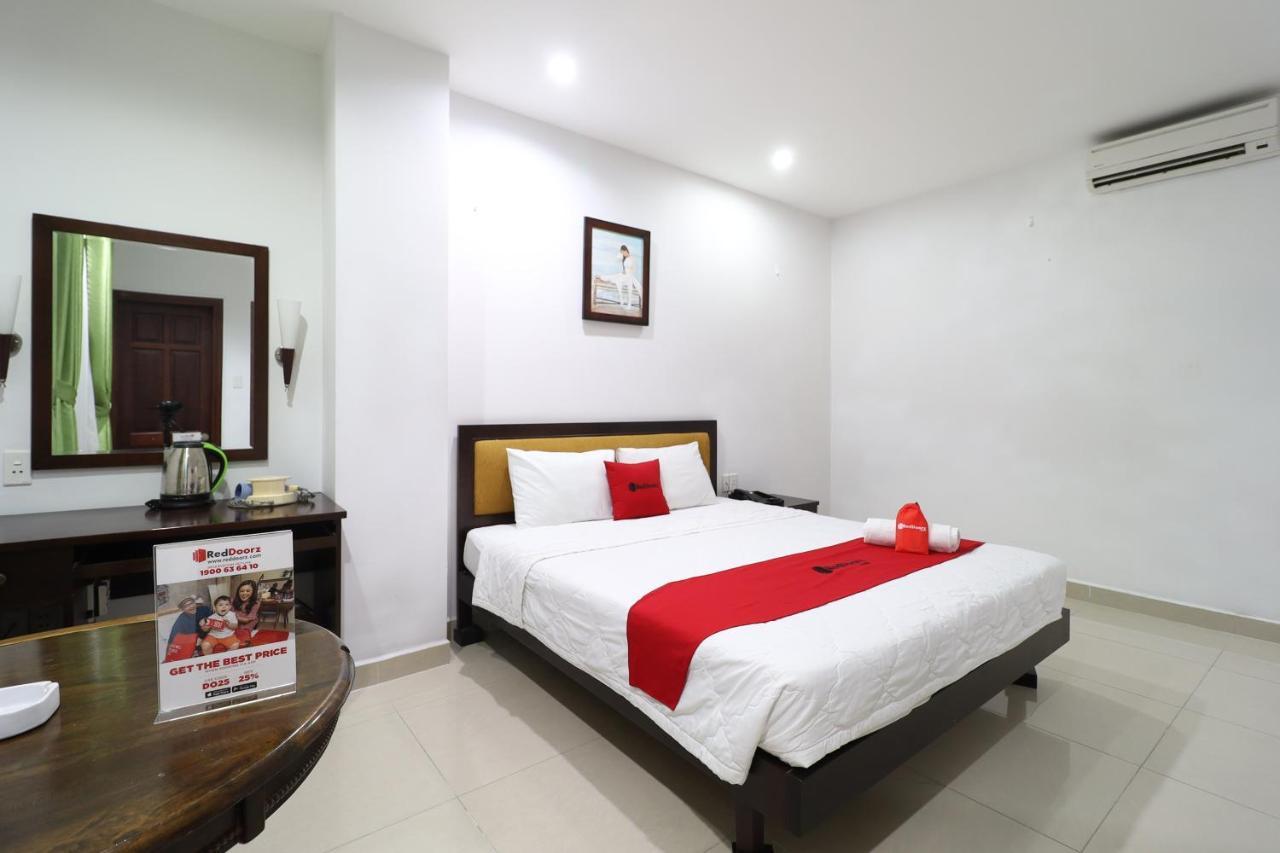 Reddoorz Saigon Modern 2 Ba Vi 3*