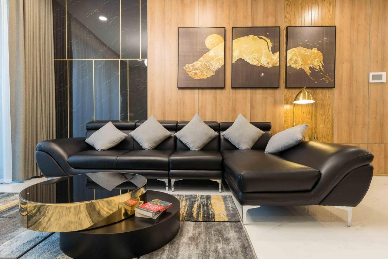 Sunwah Pearl Golden House-amazing River View ,3 Br Ho Chi Minh City