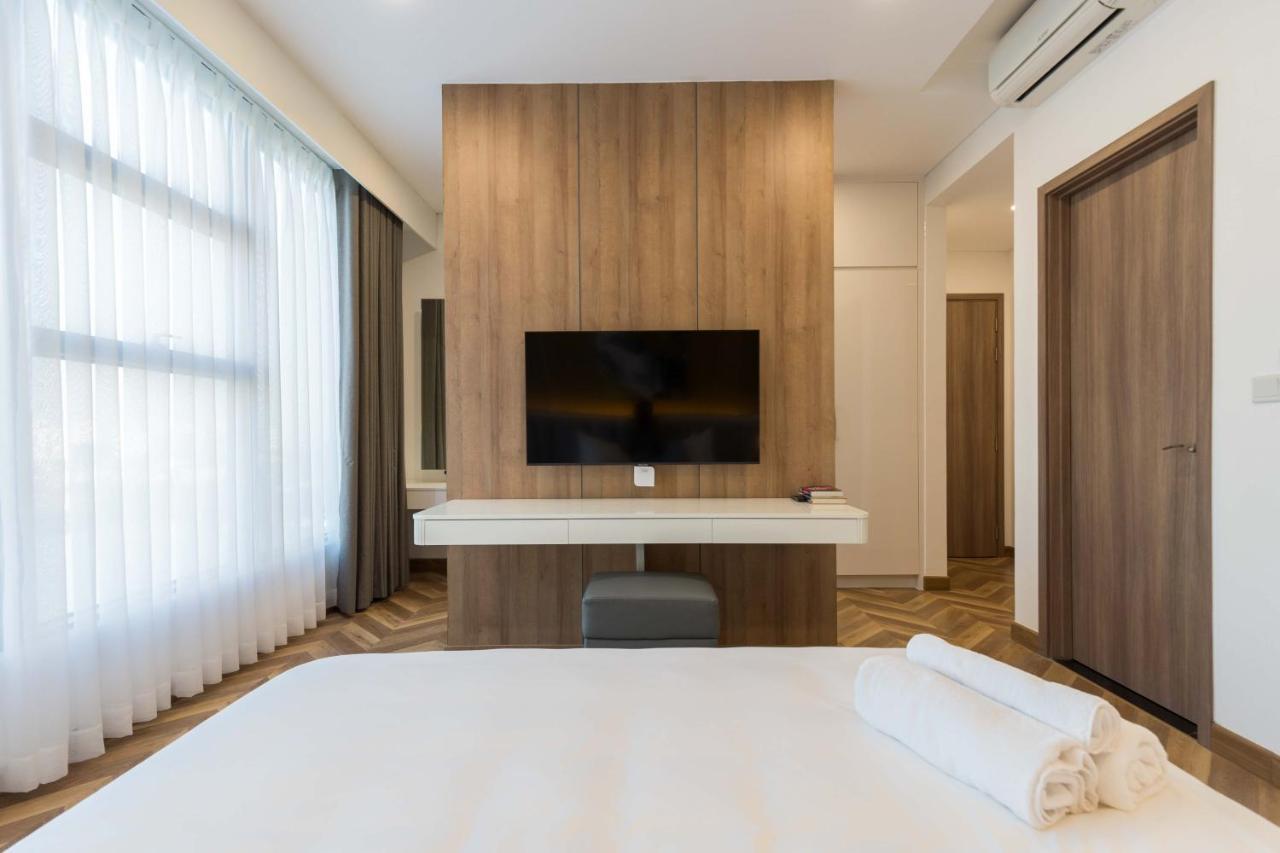 Sunwah Pearl Golden House-amazing River View ,3 Br Ho Chi Minh City