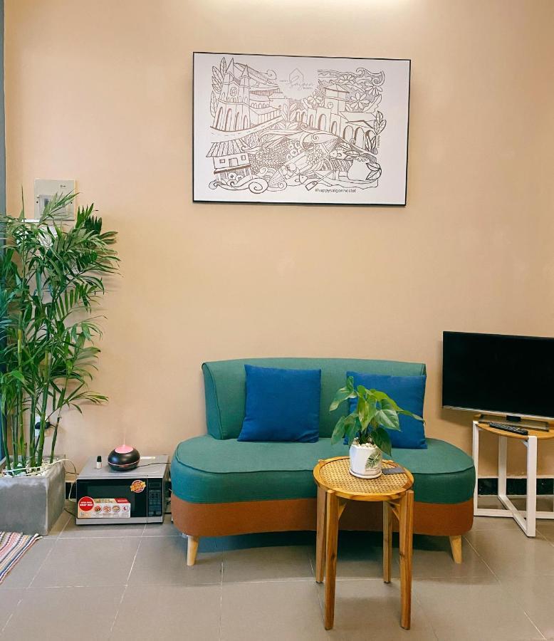 Happy Saigon Hostel *