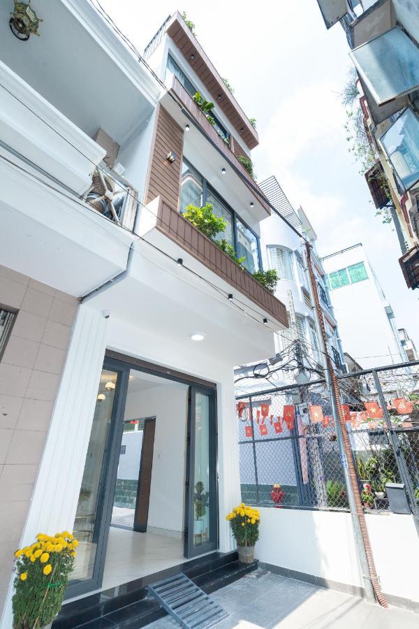 Cozrum Homes Charming Corner 2 Apartment Ho Chi Minh City