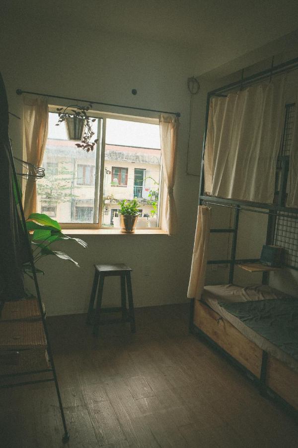 Homestay - Male Shared Dorm - View Song Tren Ban Dao Thanh Da - Binh Thanh - Sai Gon * Ho Chi Minh City