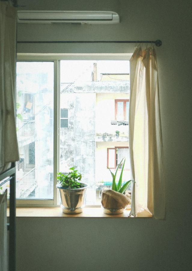 Homestay - Male Shared Dorm - View Song Tren Ban Dao Thanh Da - Binh Thanh - Sai Gon Homestay