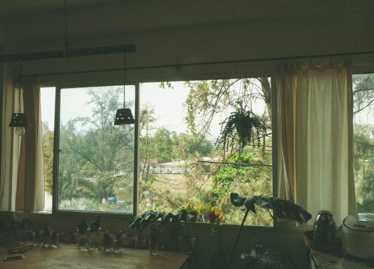 Homestay - Male Shared Dorm - View Song Tren Ban Dao Thanh Da - Binh Thanh - Sai Gon