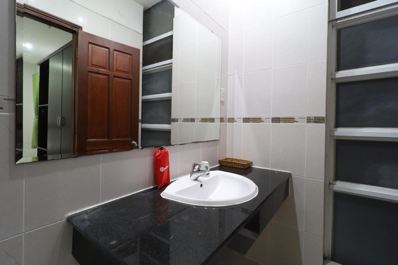 Reddoorz Saigon Modern 2 Ba Vi 3* Ho Chi Minh City