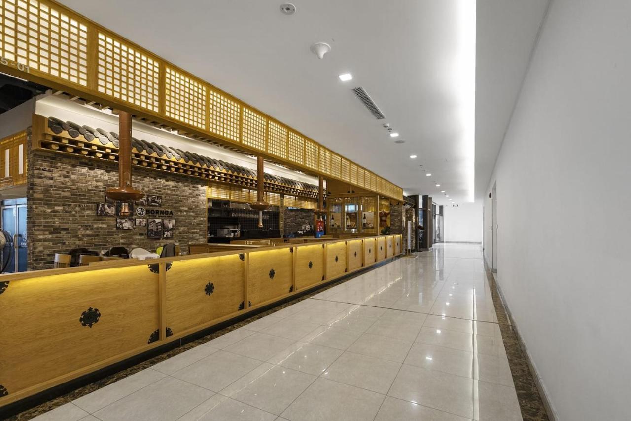 Apartment Landmark 81 *