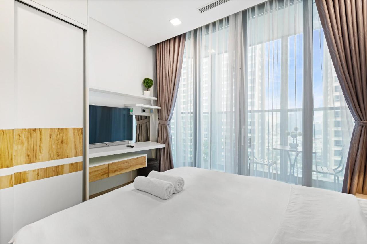 Apartment Landmark 81 *