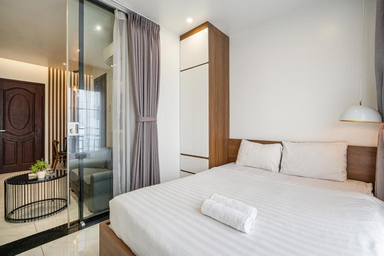Lotus Universe 3* Ho Chi Minh City