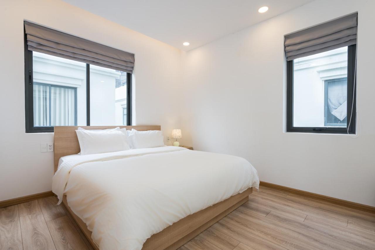 Kn Luxurious Lakeview City