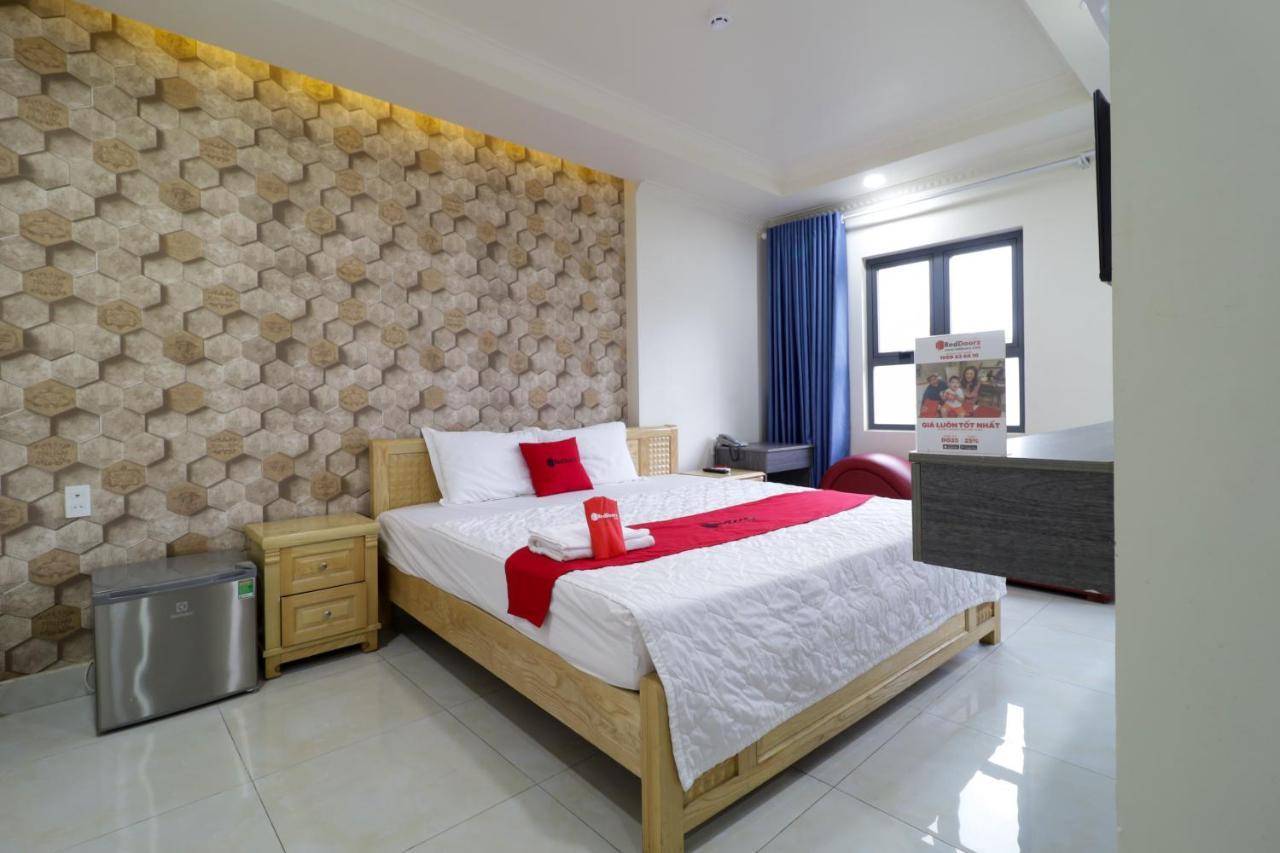 Reddoorz Minh Thu Cong Lo Bandar Ho Chi Minh