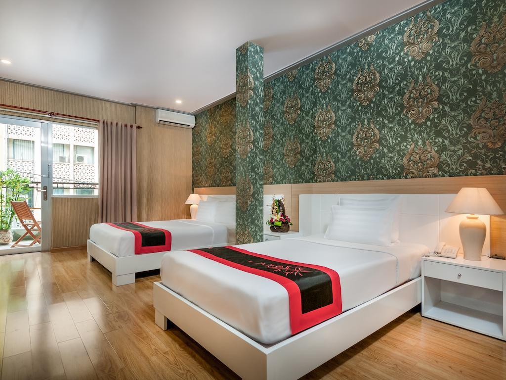 Hotel Saga