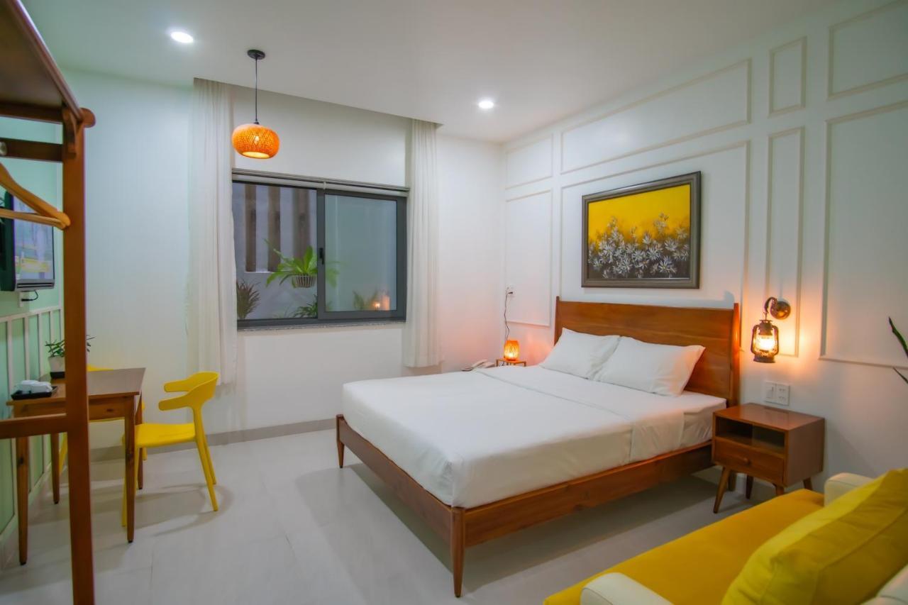 Mai - & Homestay