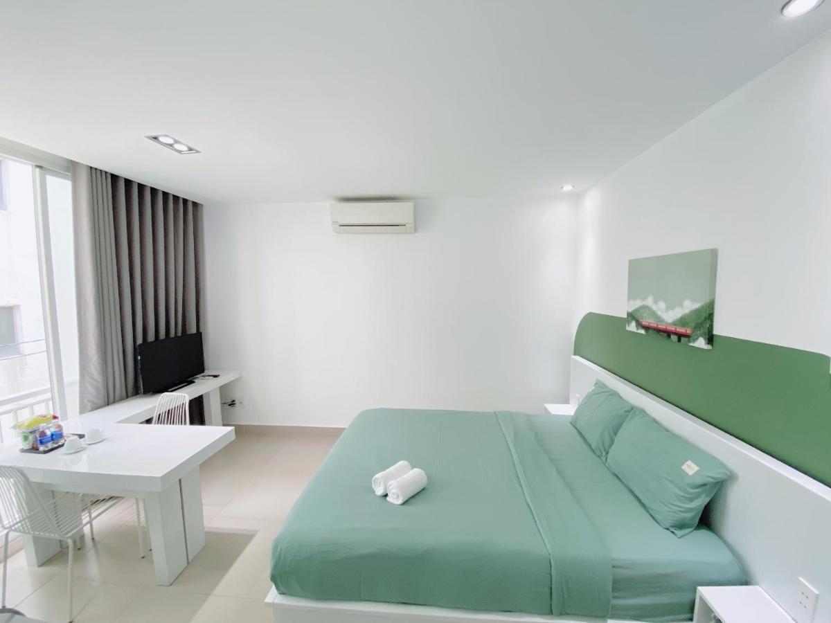 Green Garden Studio-district 3-luxurious Apartment-high Class Ho Chi Minh City
