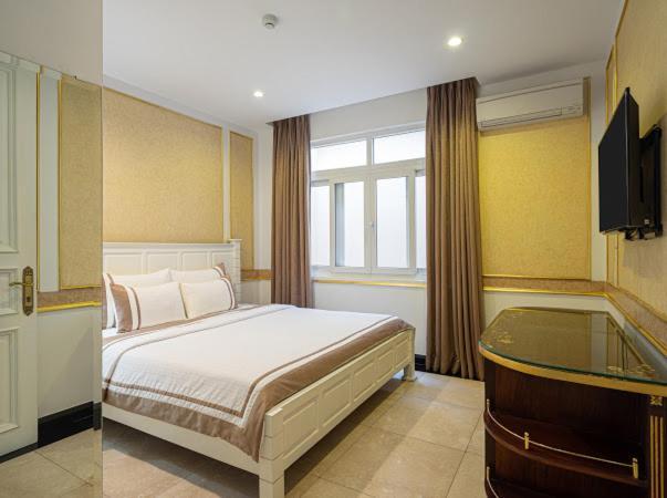 345 Apartment 2*