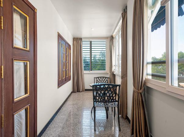 345 Apartment