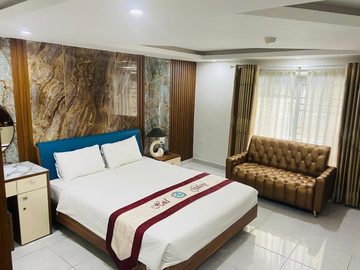 Galaxy Hotel *