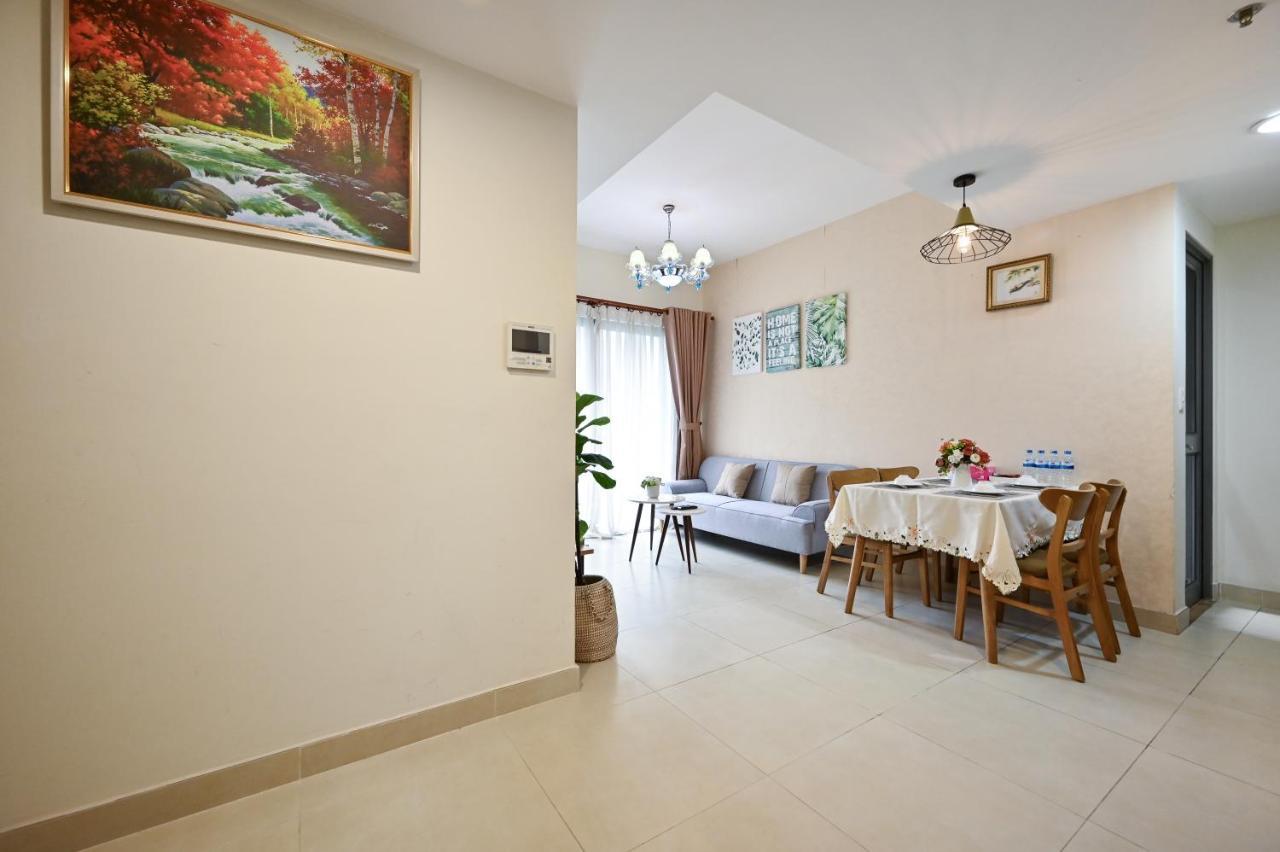 High Class 2 Bedrooms Masteri Thao Dien Apartment, Fully Furnished With Full Amenities Apartment