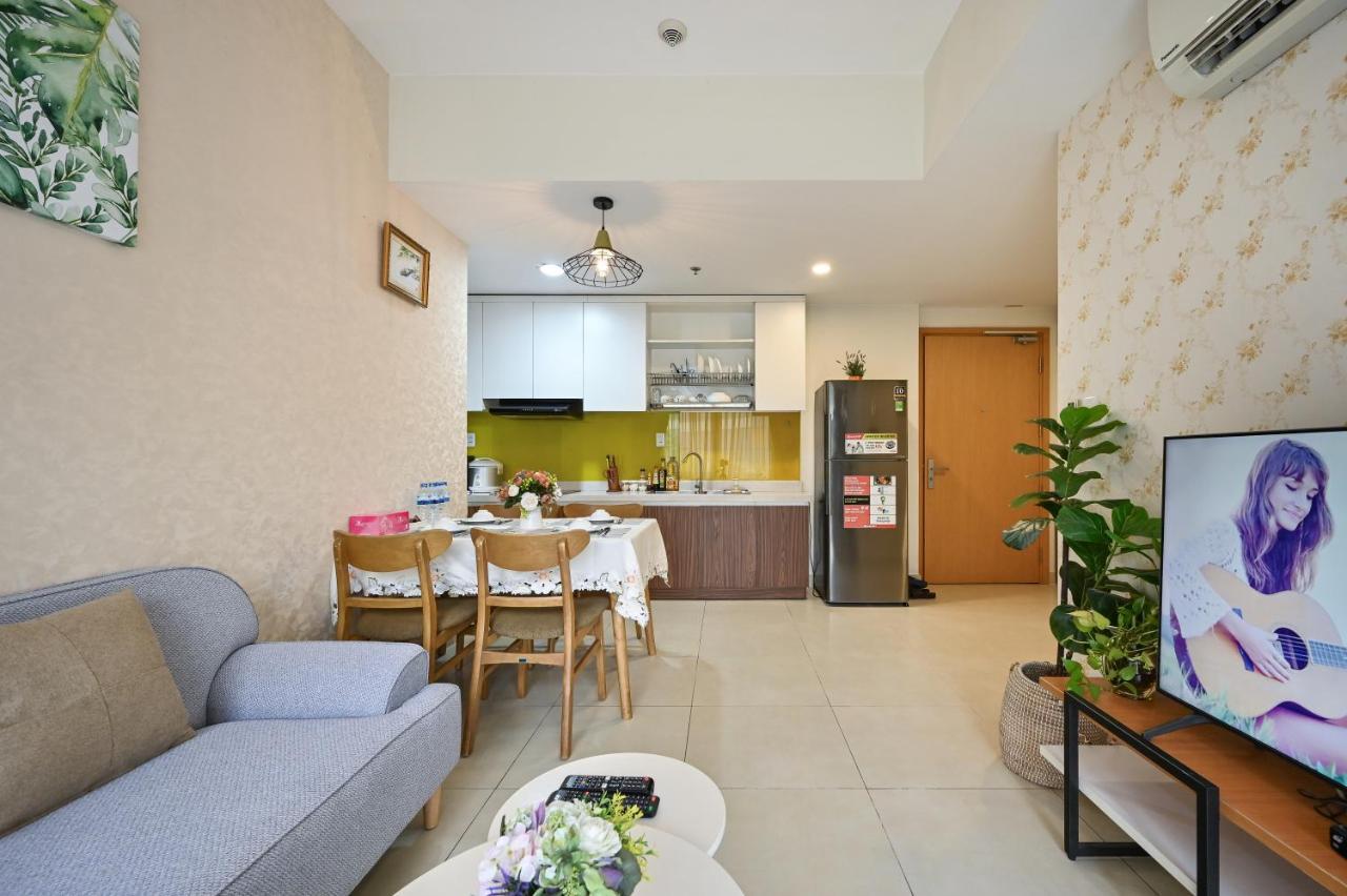 High Class 2 Bedrooms Masteri Thao Dien Apartment, Fully Furnished With Full Amenities *