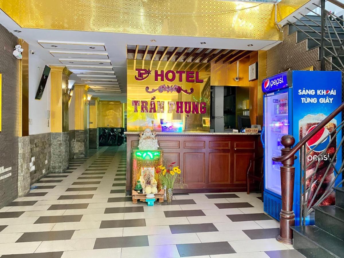 Hotel Tran Phung