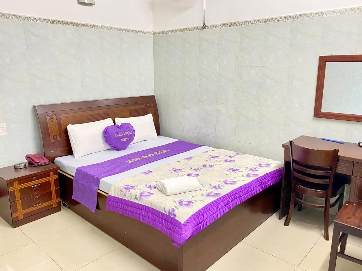 Hotel Tran Phung