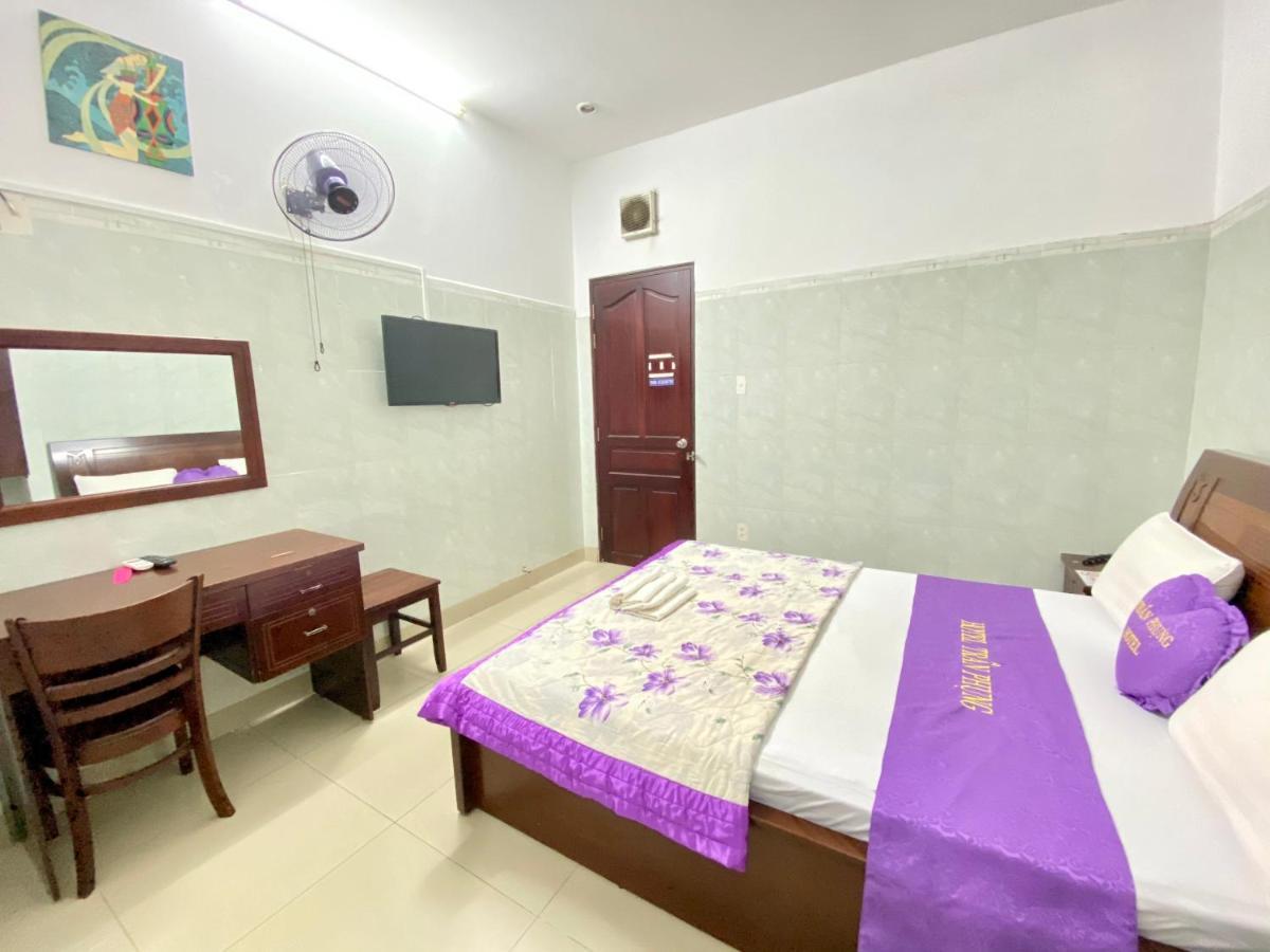 Tran Phung Hotel *