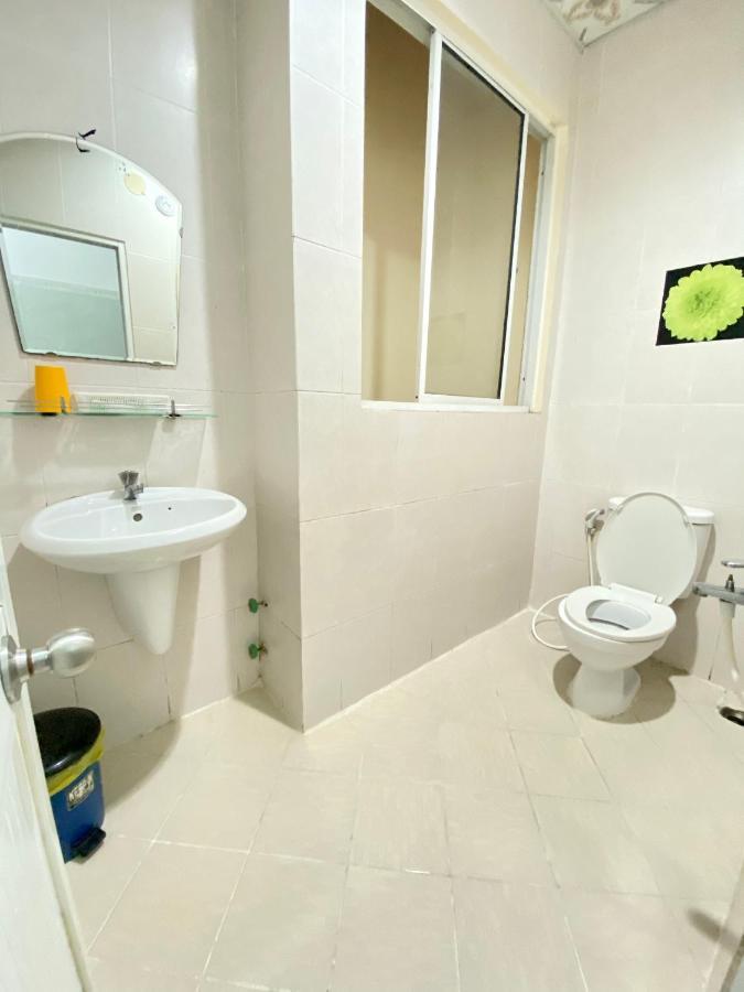 Tran Phung Hotel *