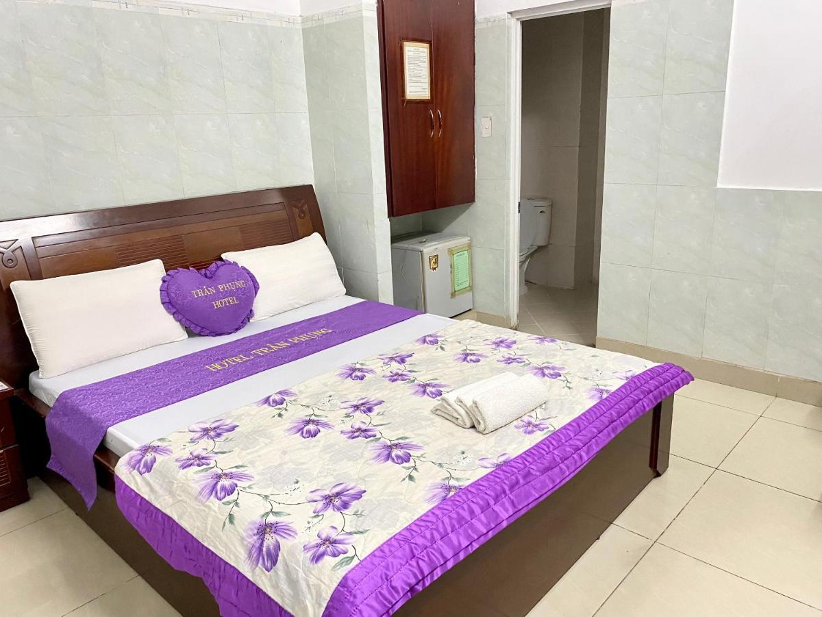 Hotel Tran Phung *