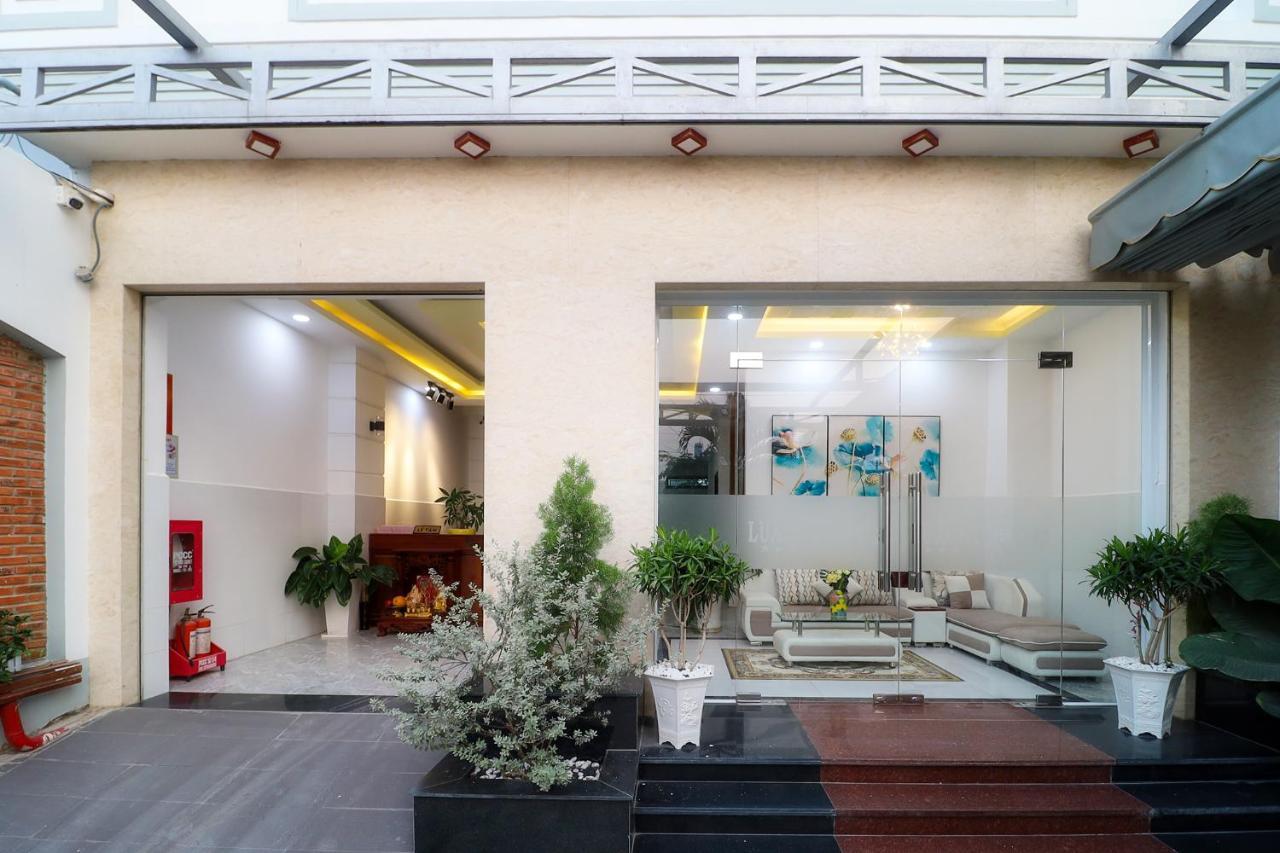Reddoorz Luxury Vuon Lai 2* Ho Chi Minh City