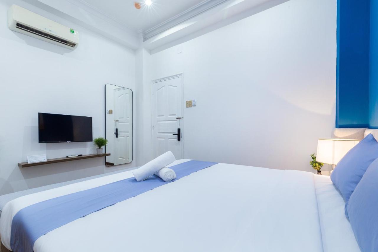 Cozrum Smart - First Target Hotel