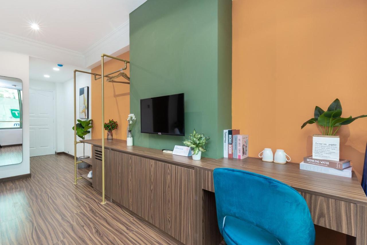 Hotel Cozrum Smart - First Target Ho Chi Minh City