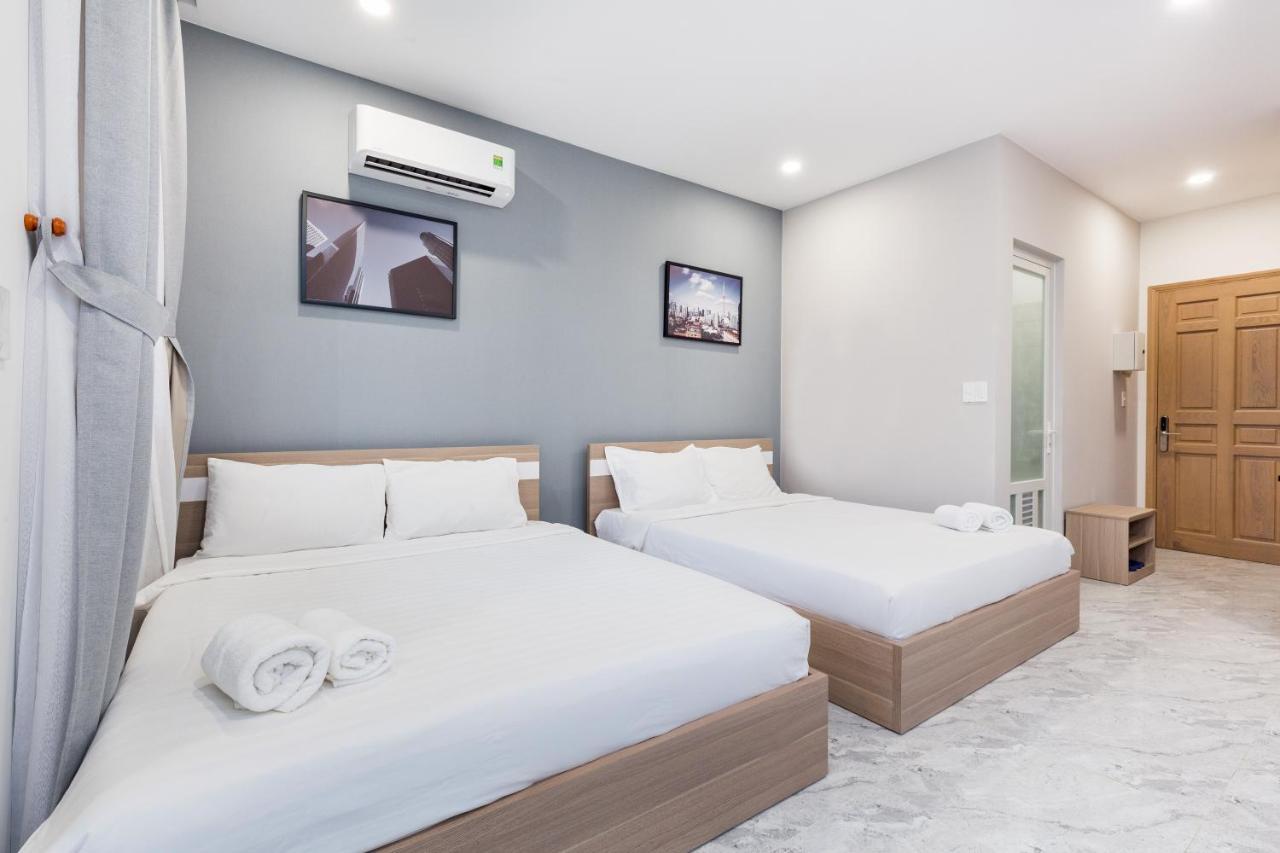 Yours Studio Airport * Bandar Ho Chi Minh