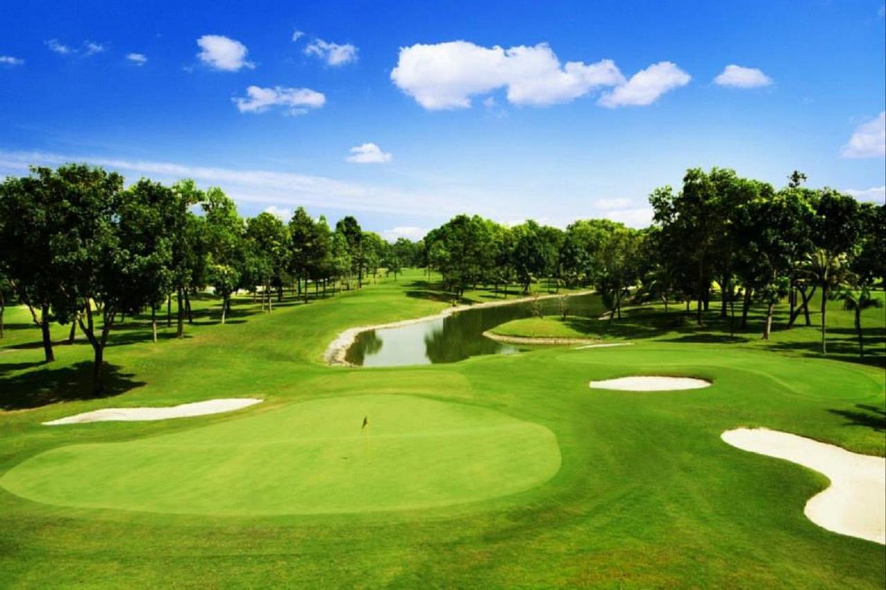 Vietnam Golf - View * Ho Chi Minh City