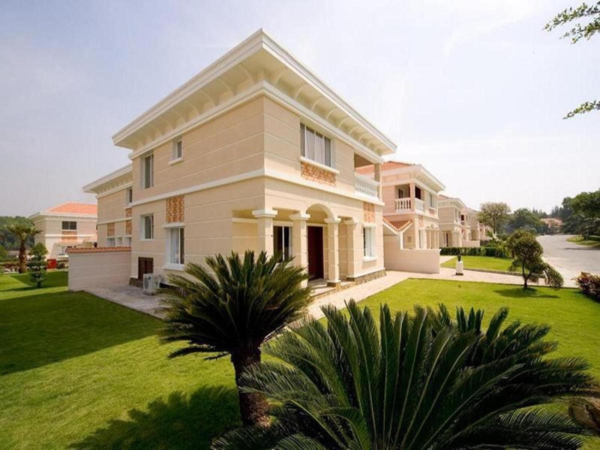 Villa Vietnam Golf - View *