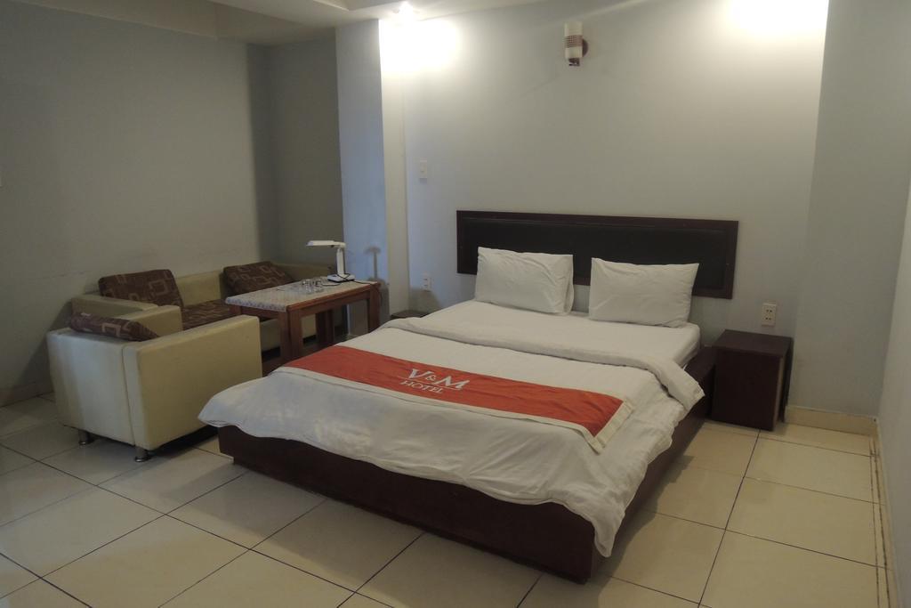 V & M Hotel *