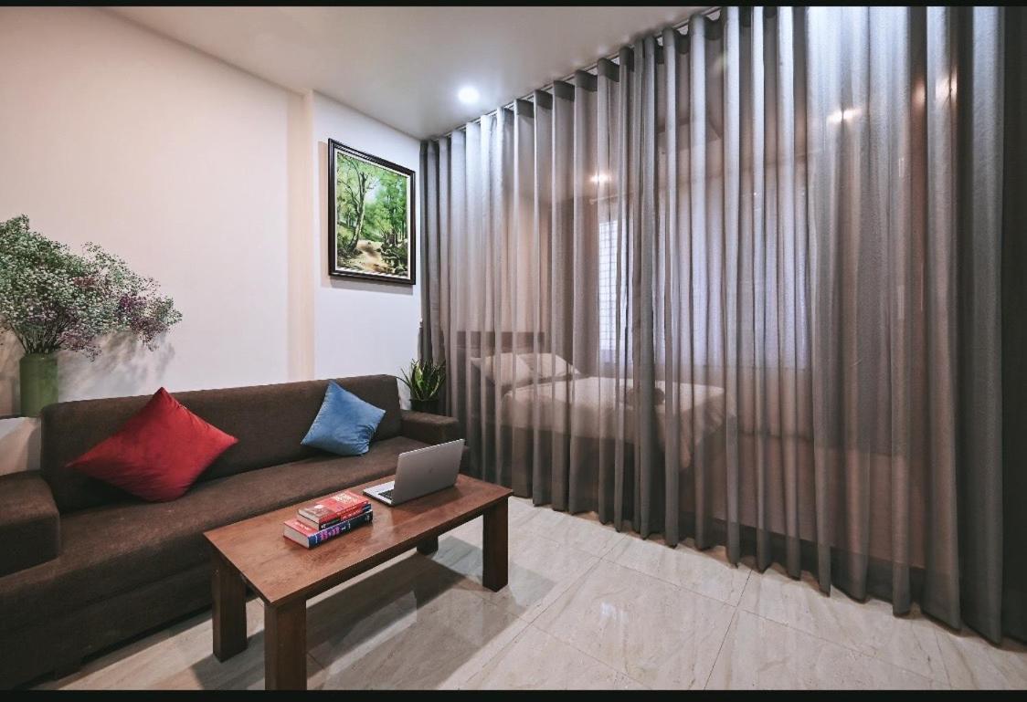 Qhome *