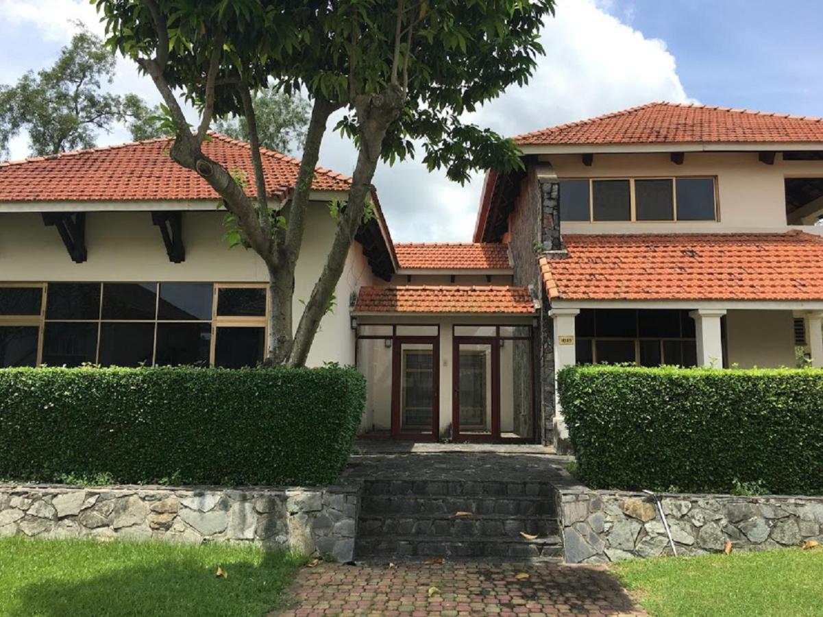 Vietnam Golf - View Villa *
