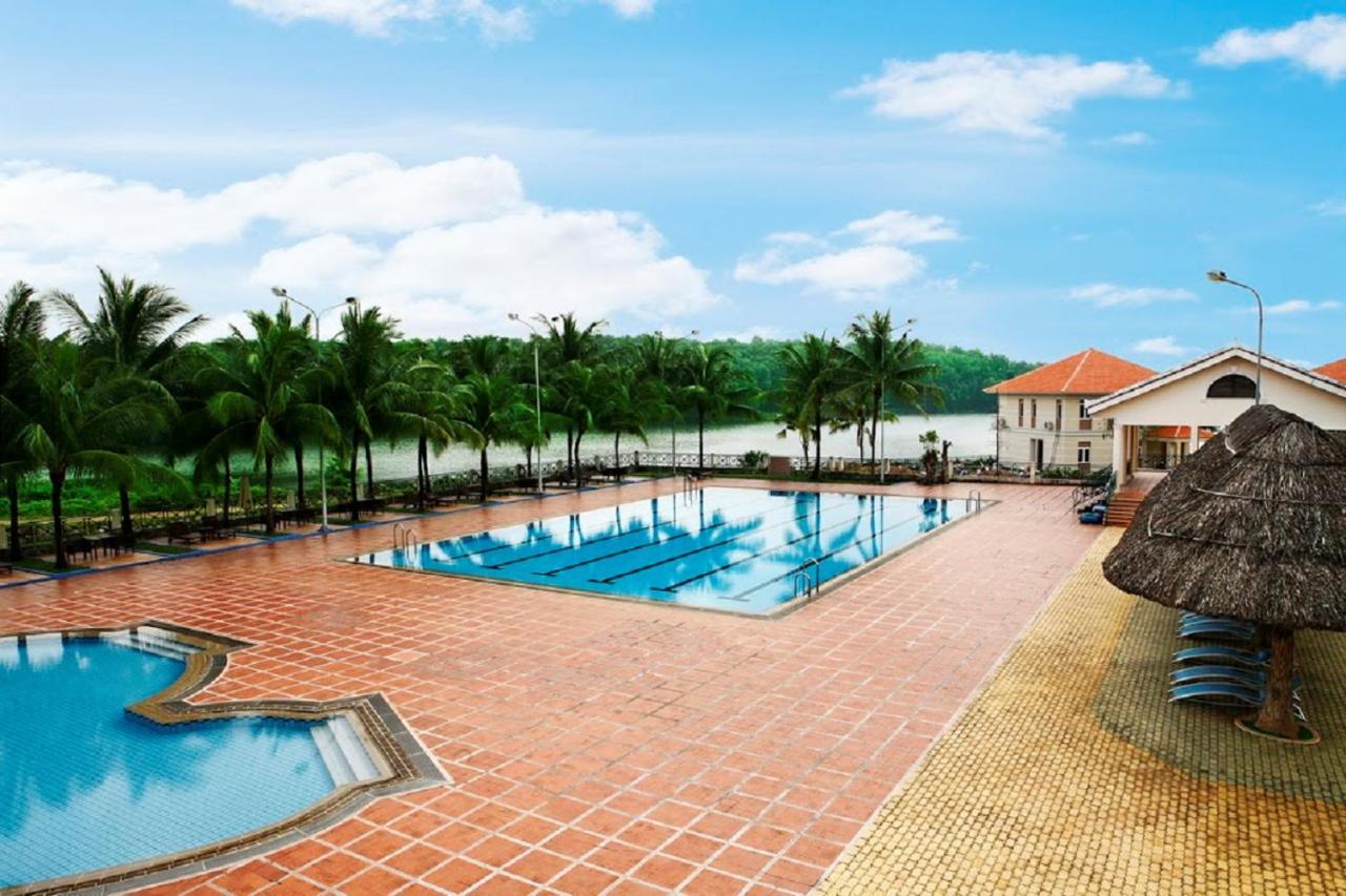 Vietnam Golf - View