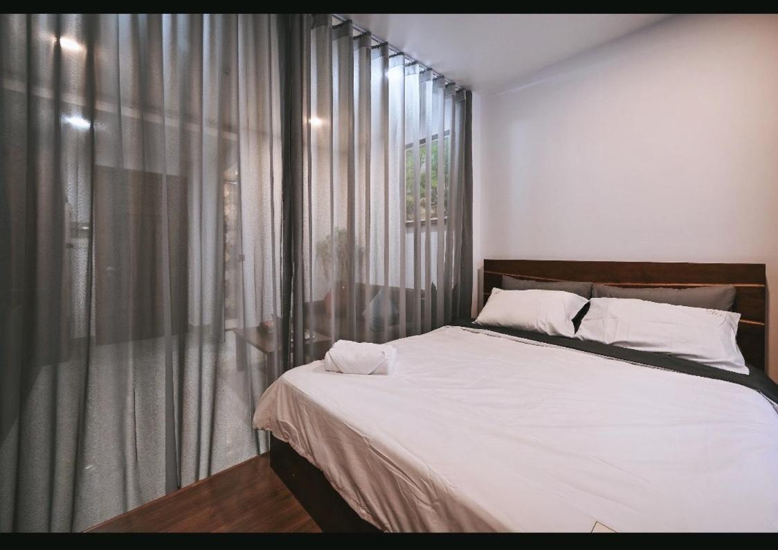 Qhome Apartment