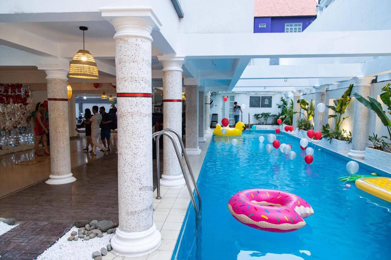 67 Rustic Villa Hotel