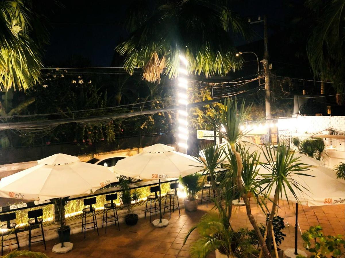 67 Rustic Villa Hotel 3*