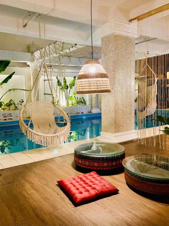 67 Rustic Villa Hotel 3*