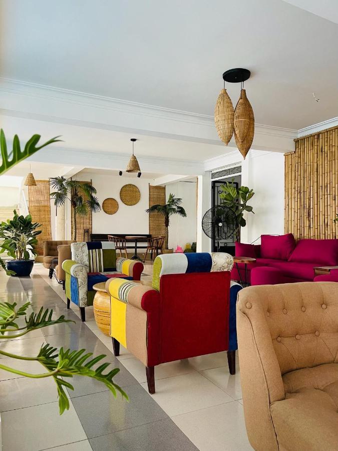 67 Rustic Villa Hotel