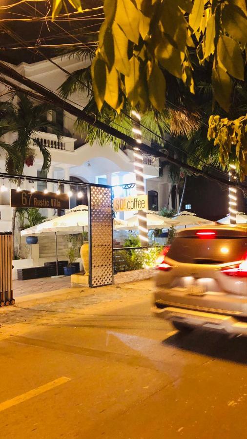 67 Rustic Villa Hotel 3*