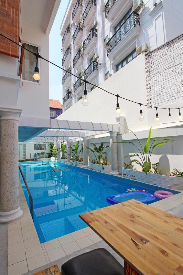 67 Rustic Villa Hotel