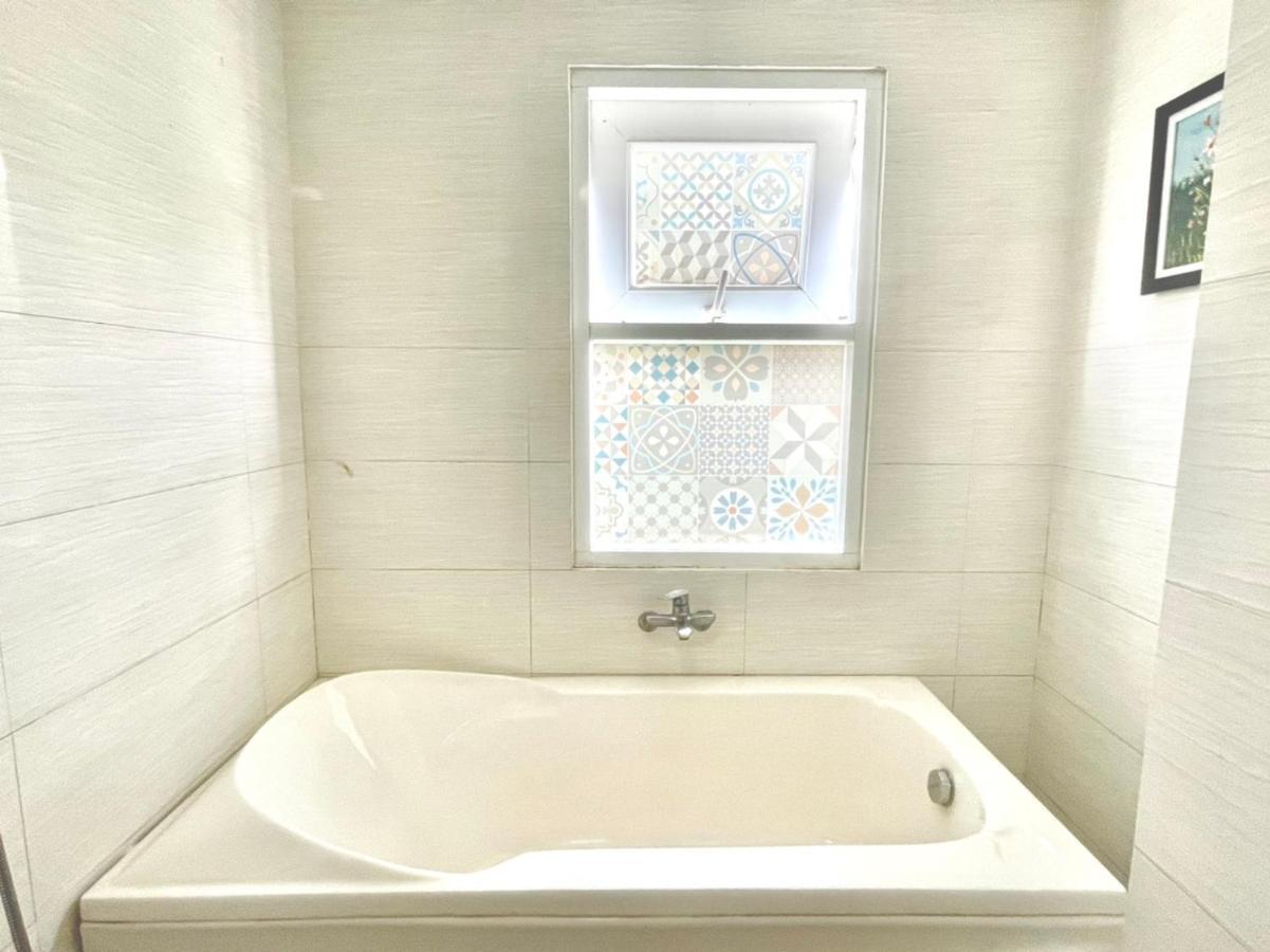 Hotel Mai Vang 2*